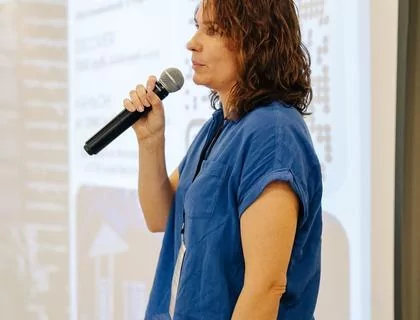 220.jpg