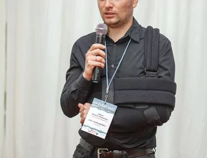0420-min.jpg
