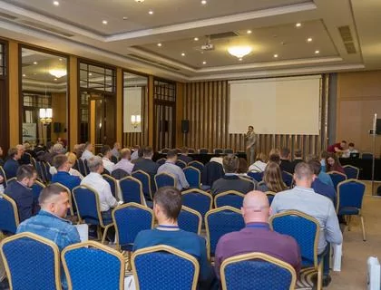 DSC08330.jpg
